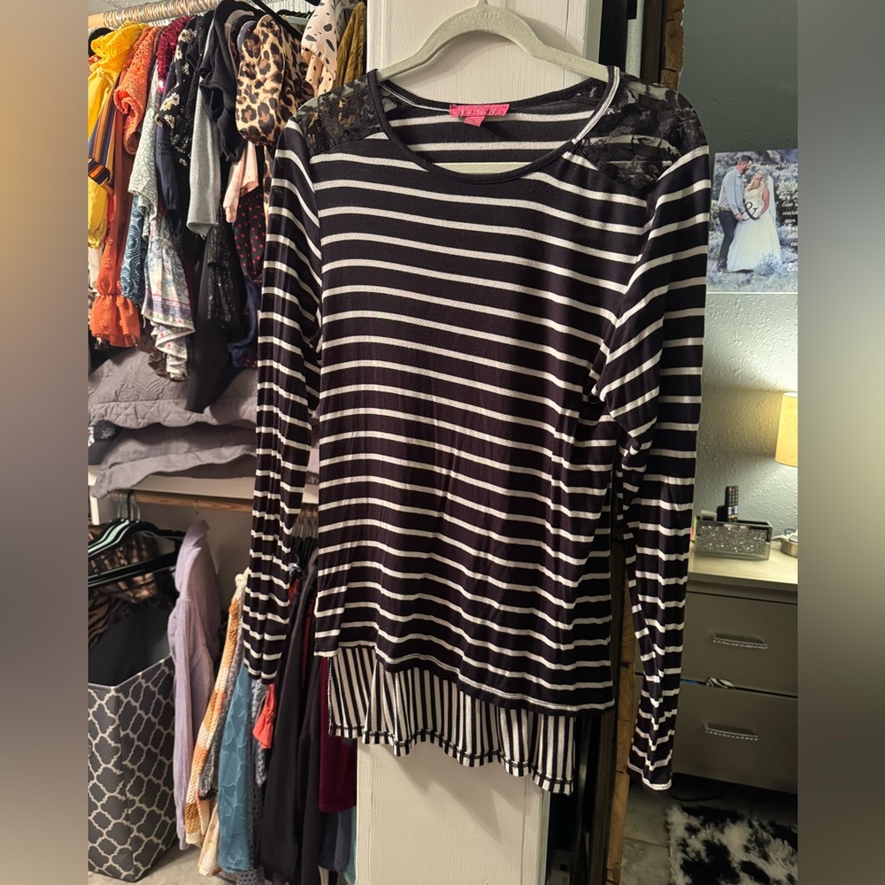 5/$20 Black and White Striped Women's Top